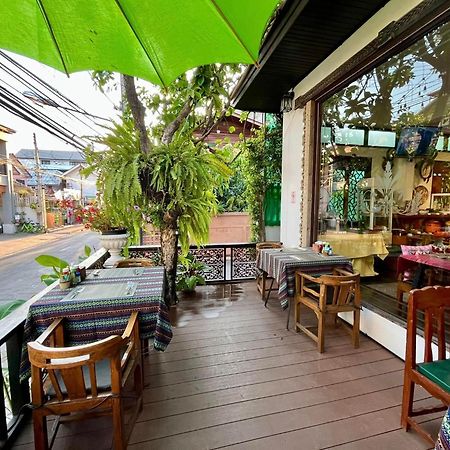 Baan Huenphen Boutique Hotel Chiang Mai Zewnętrze zdjęcie