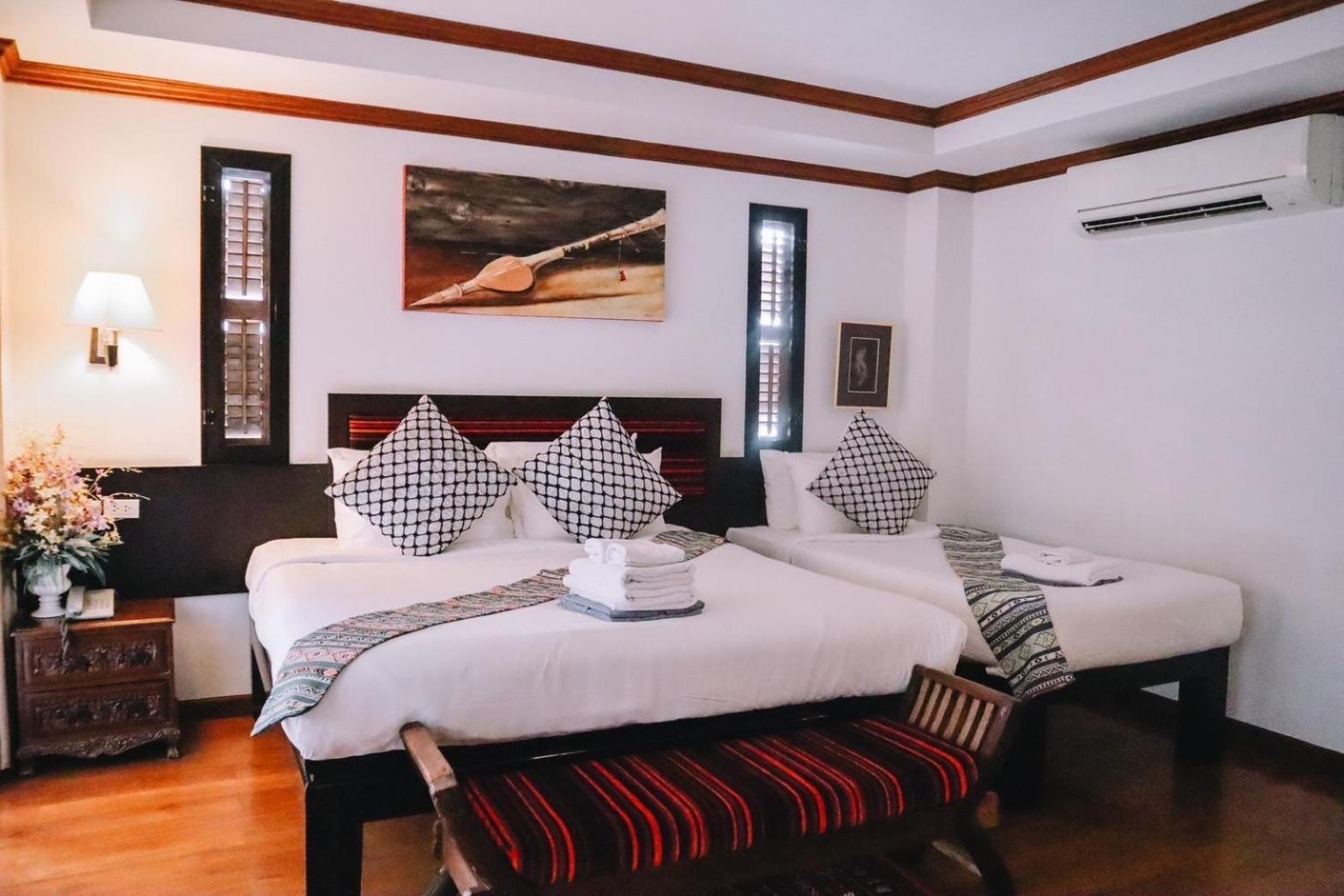 Baan Huenphen Boutique Hotel Chiang Mai Pokój zdjęcie