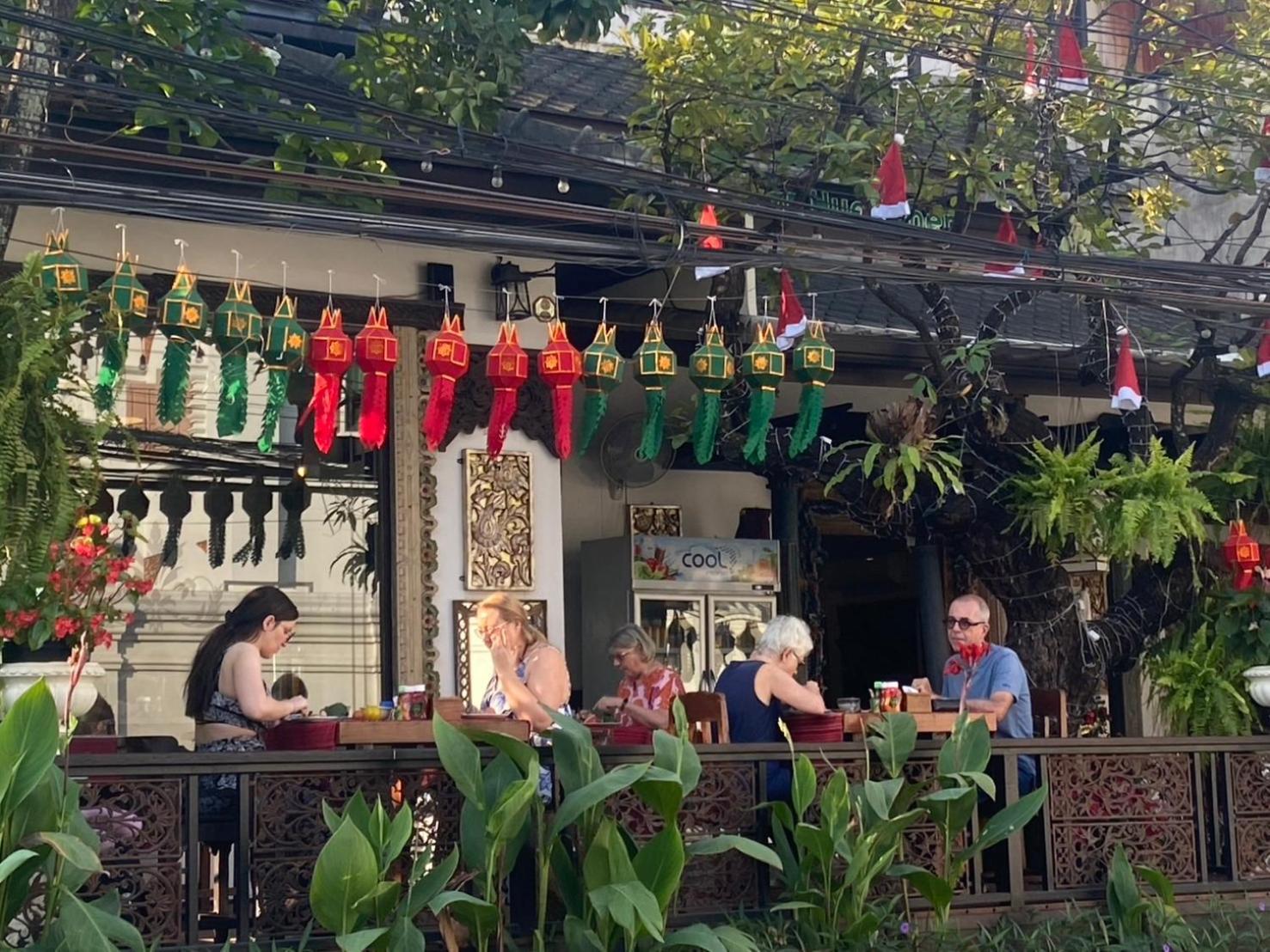 Baan Huenphen Boutique Hotel Chiang Mai Zewnętrze zdjęcie