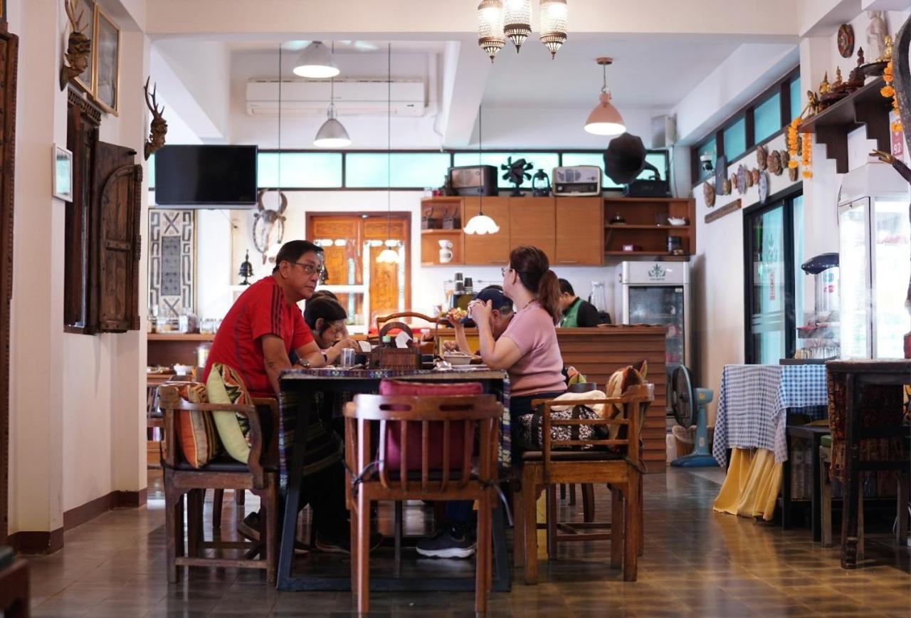 Baan Huenphen Boutique Hotel Chiang Mai Zewnętrze zdjęcie